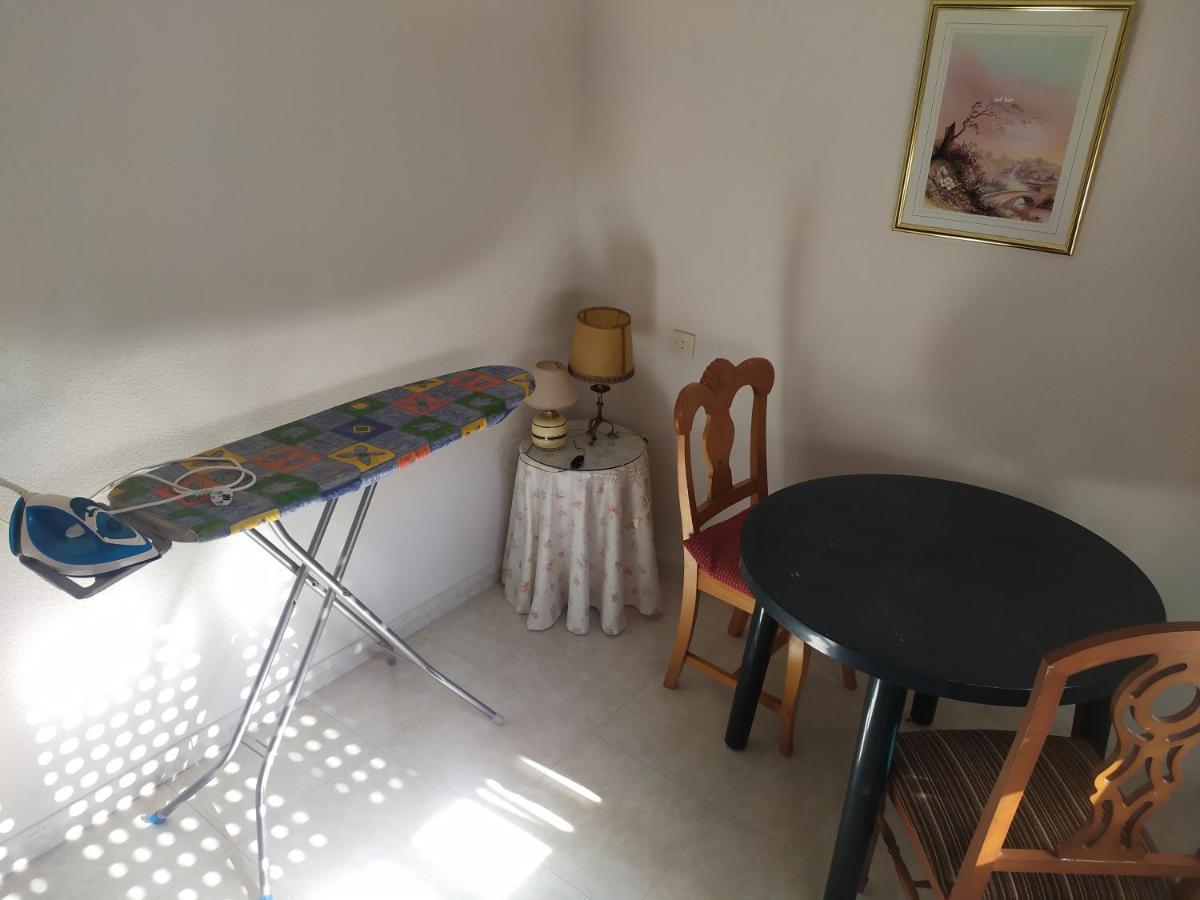 Habitacion Privada Familiar Toledo Eksteriør billede