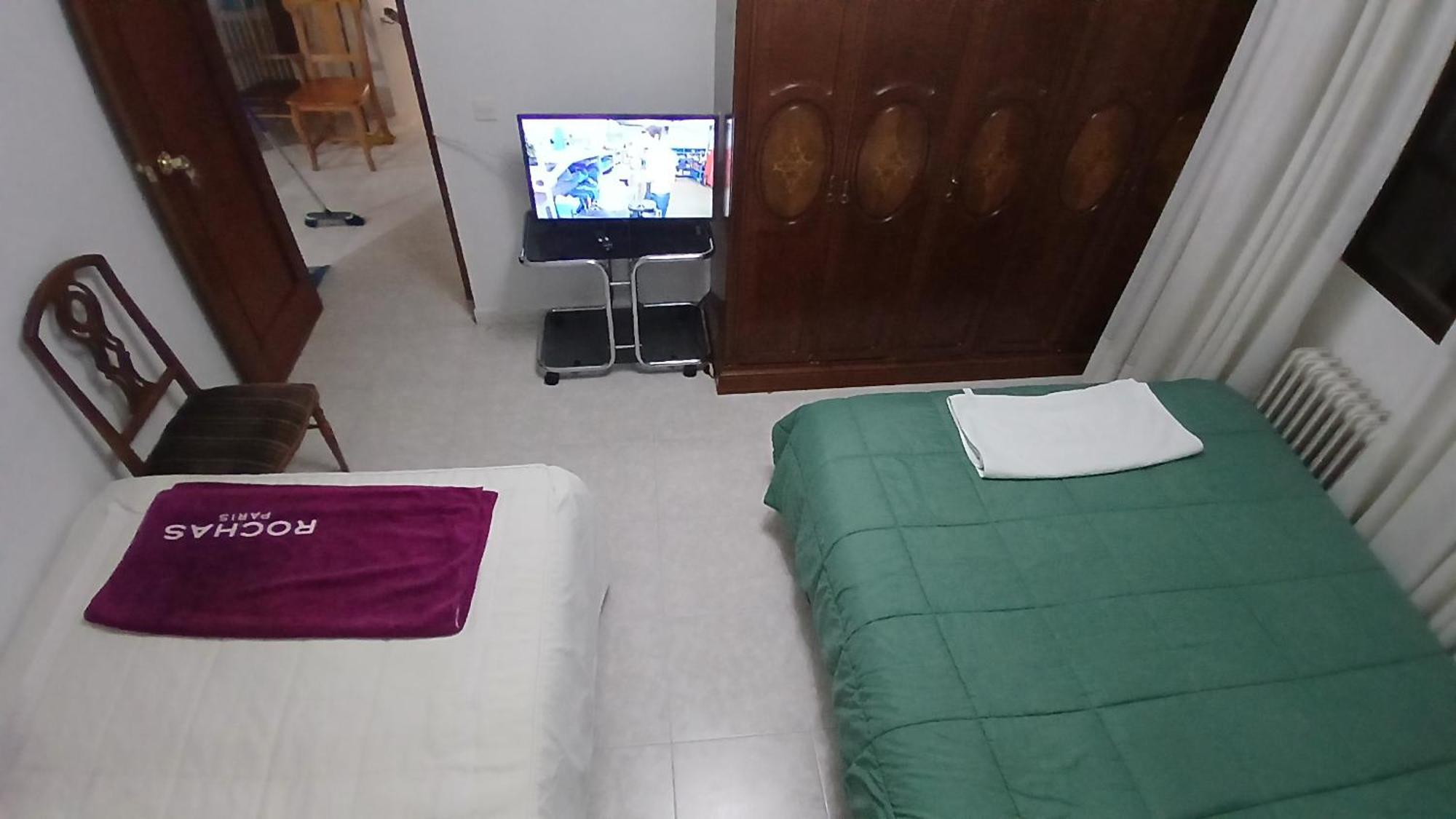 Habitacion Privada Familiar Toledo Eksteriør billede