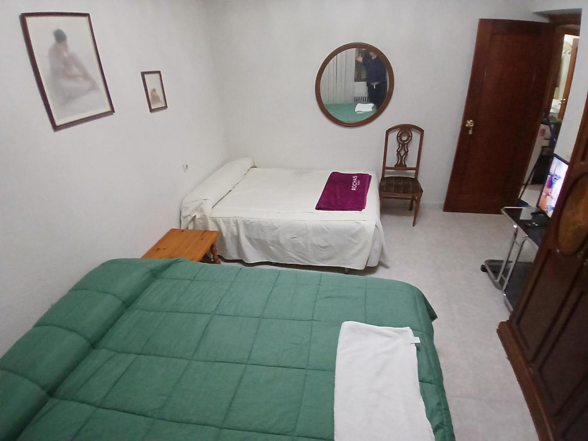 Habitacion Privada Familiar Toledo Eksteriør billede