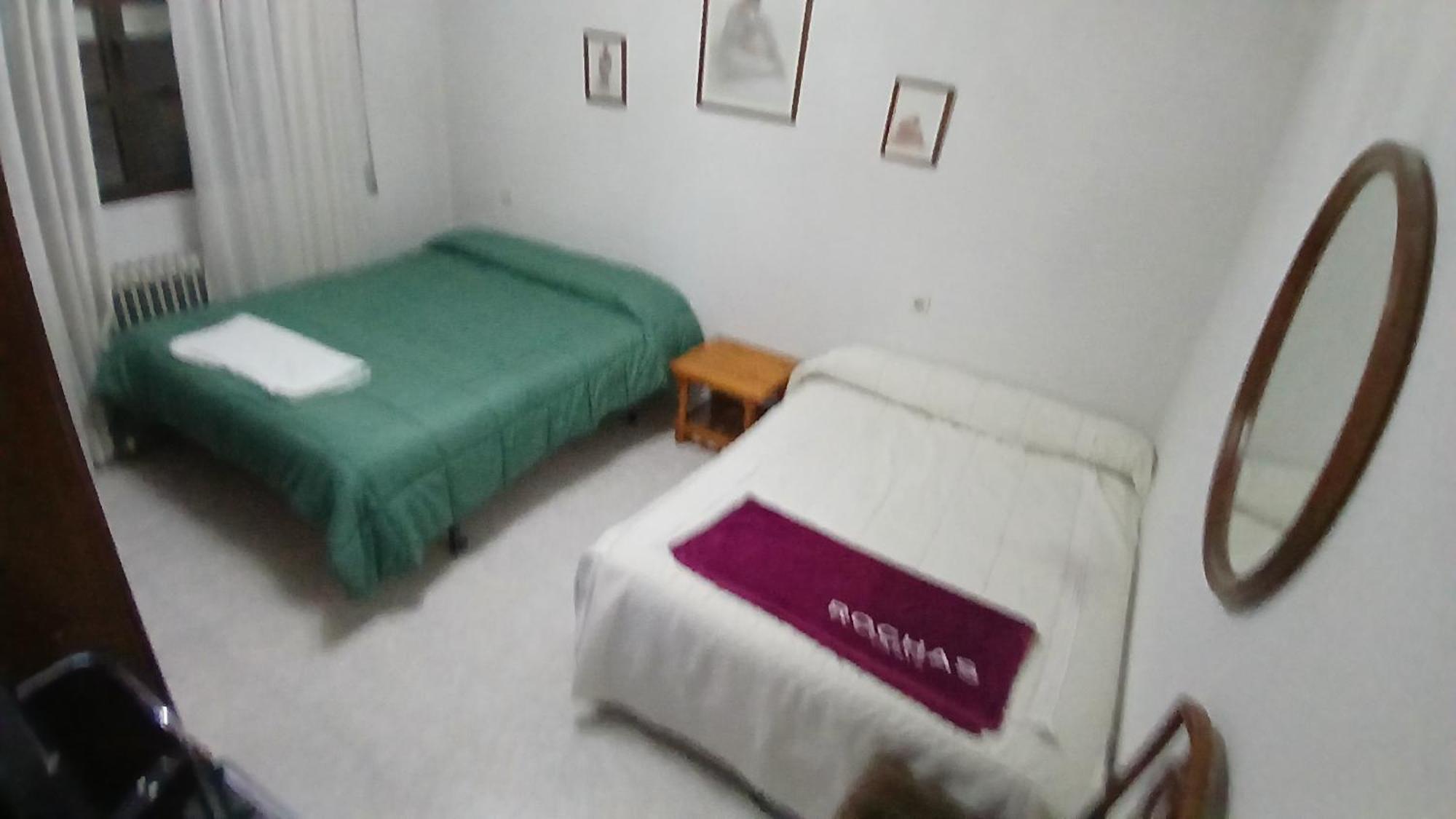 Habitacion Privada Familiar Toledo Eksteriør billede