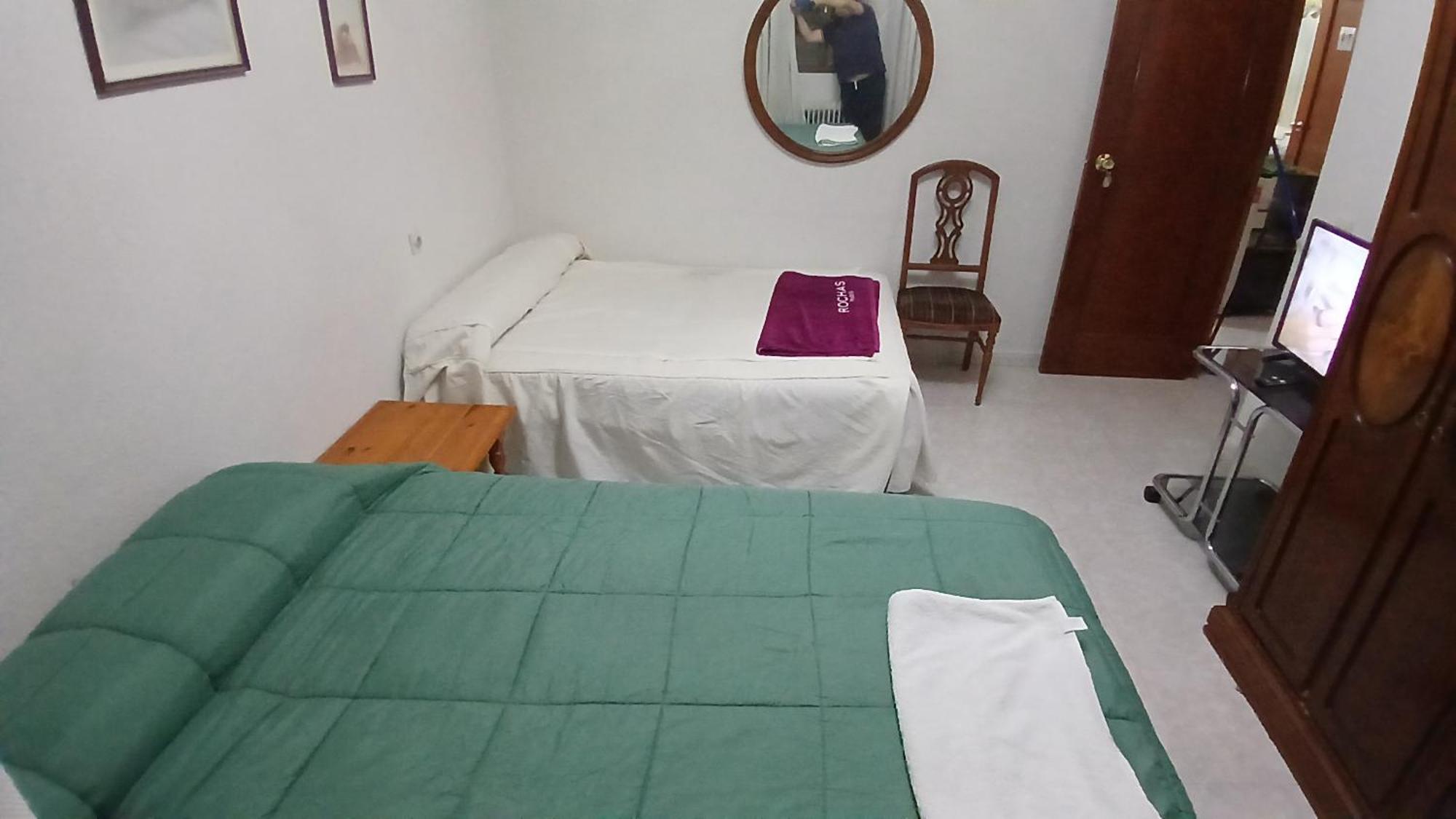 Habitacion Privada Familiar Toledo Eksteriør billede